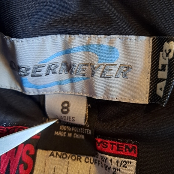 Obermeyer women's size 8 black snow pants with belt style # 35137 - Picture 3 of 9